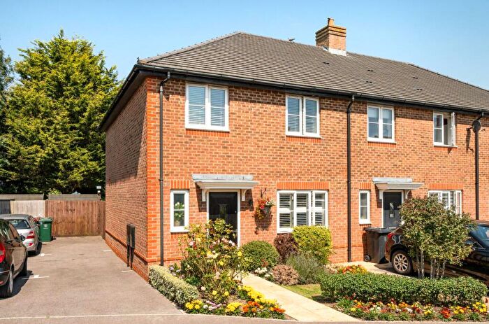 3 Bedroom End Of Terrace House For Sale In Tawny Close, Birdham, Chichester, PO20