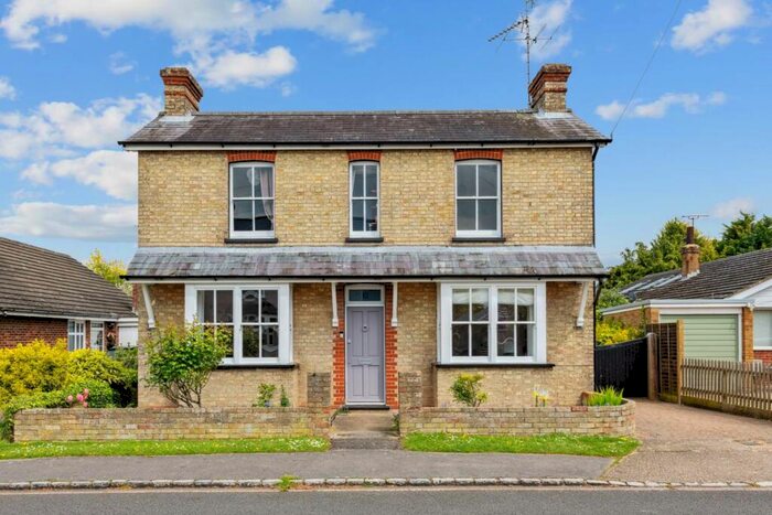 3 Bedroom Detached House For Sale In Pitstone - Grammar School Catchment, LU7