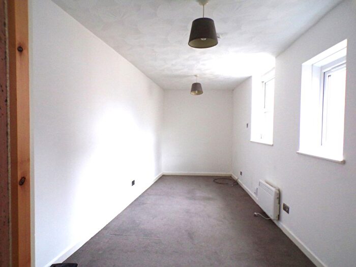 Studio To Rent In Pitcroft Lane, Portsmouth, PO2