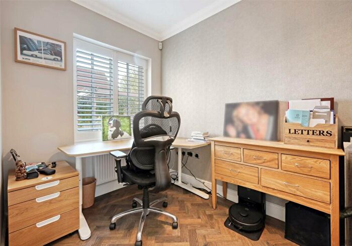 4 Bedroom Detached House For Sale In Ridley Green, Hartford End, Chelmsford, CM3