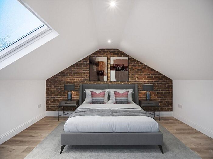 6 Bedroom House To Rent In Pennington Close, Norwood, SE27