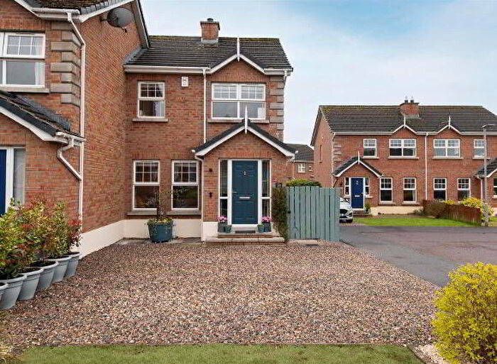 3 Bedroom End Of Terrace House For Sale In Monree Hill, Donaghcloney, BT66