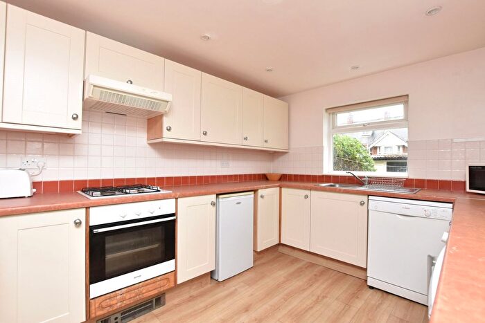3 Bedroom Terraced House For Sale In Waverley Road, Exmouth, Devon, EX8