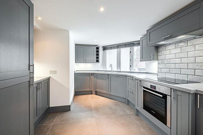 2 Bedroom Flat To Rent In Beckhaven House, SE11