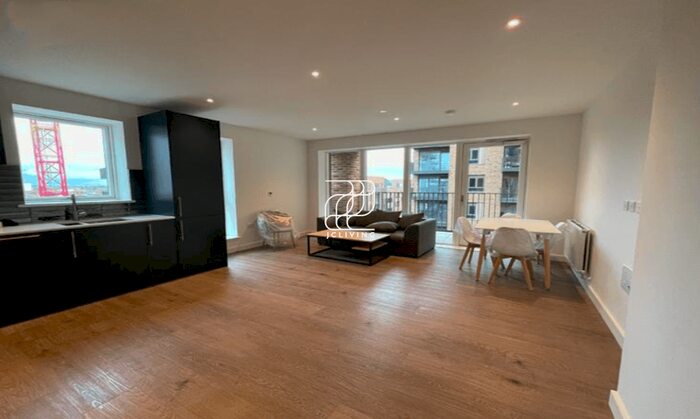 2 Bedroom Flat To Rent In Blenheim Mansions, London, N8