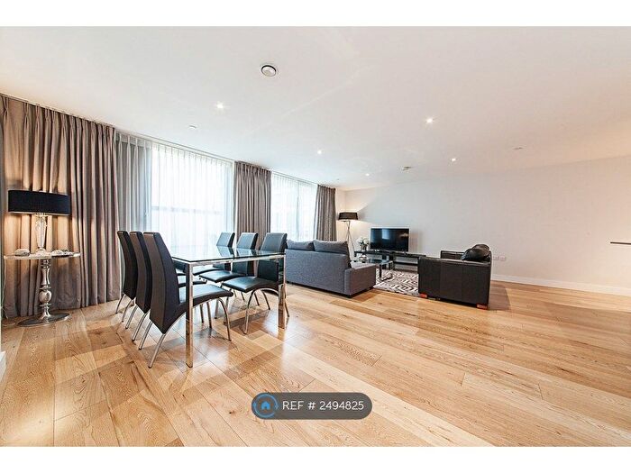 2 Bedroom Flat To Rent In Parkside, Cambridge, CB1