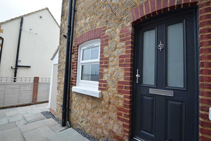1 Bedroom Semi-Detached House To Rent In Hackney Road, Maidstone, ME16