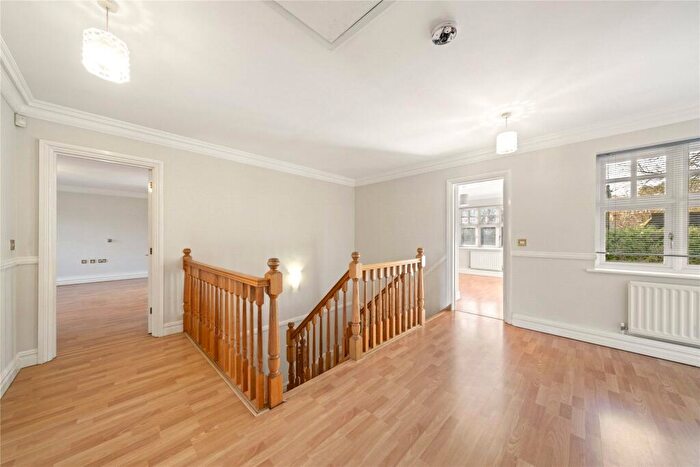 5 Bedroom Detached House To Rent In Hill Close, Cobham, Surrey, KT11