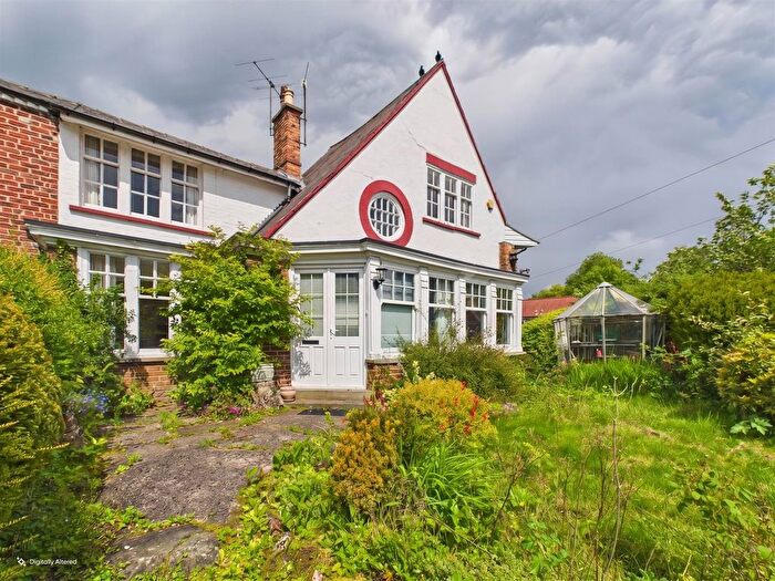 4 Bedroom Semi-Detached House For Sale In Church Becks, Scalby, Scarborough, YO13