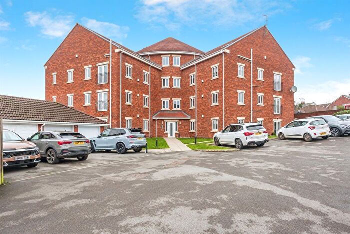 1 Bedroom Flat For Sale In Kingsway Gardens, Ossett, WF5