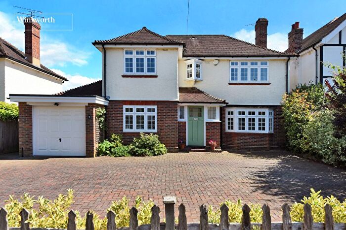 4 Bedroom Detached House For Sale In Glebe Road, Cheam, Sutton, SM2