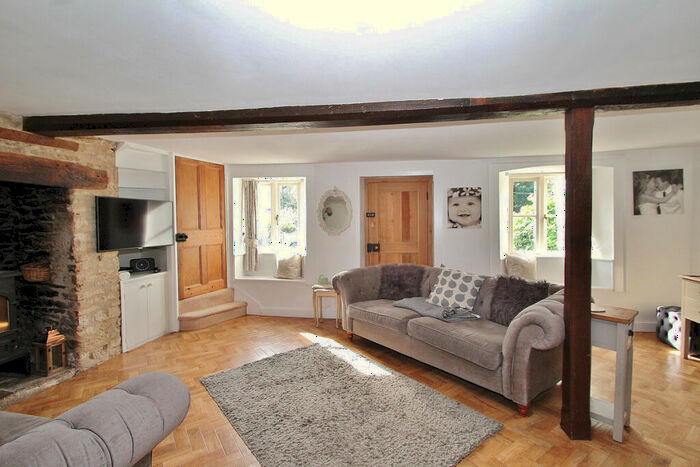3 Bedroom Cottage For Sale In Middletown Cottages, Hailey, OX29