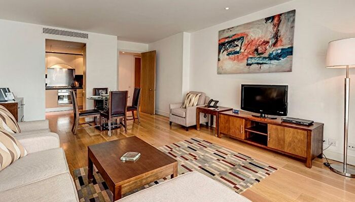 1 Bedroom Flat To Rent In Westferry Circus, London, E14
