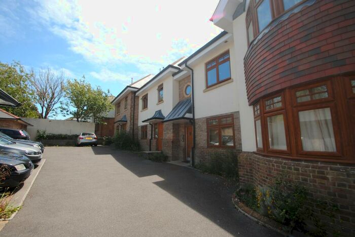 1 Bedroom Flat To Rent In Water Tower View, Guildhill Road, Southbourne, Bournemouth, BH6