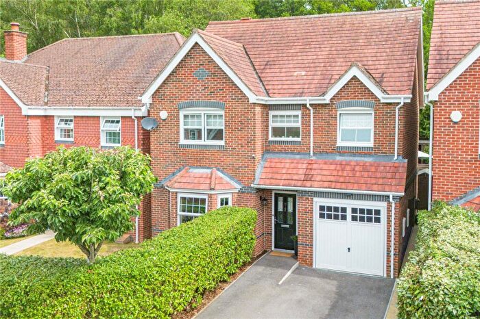 4 Bedroom Detached House For Sale In Pinewood Crescent, Hermitage, Thatcham, Berkshire, RG18