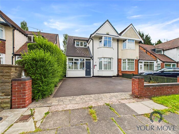 3 Bedroom Semi Detached House For Sale In Highfield Road, Hall Green, Birmingham, West Midlands, B28