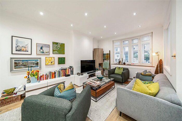 4 Bedroom Terraced House To Rent In Duke Road, London, W4