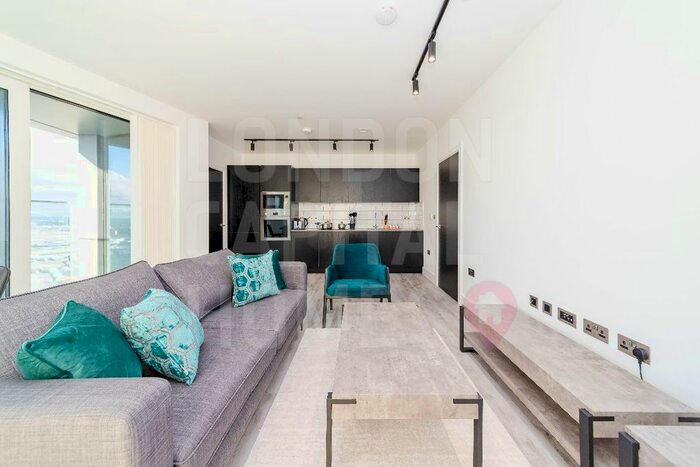 2 Bedroom Flat To Rent In Portal Way, London, W3