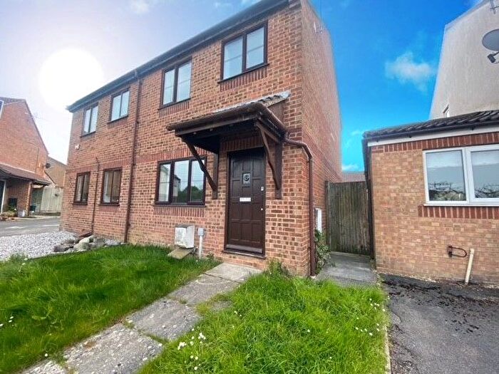 3 Bedroom Property To Rent In New Road, Bristol, BS34