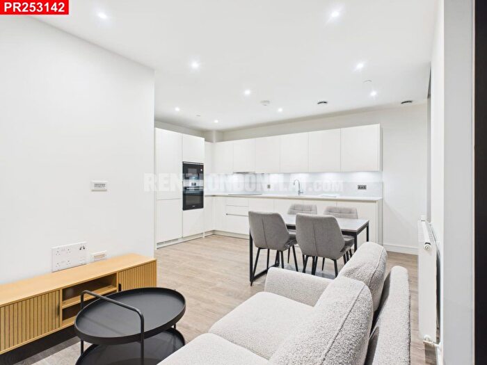 2 Bedroom Flat To Rent In Affinity View, West Ham, E16