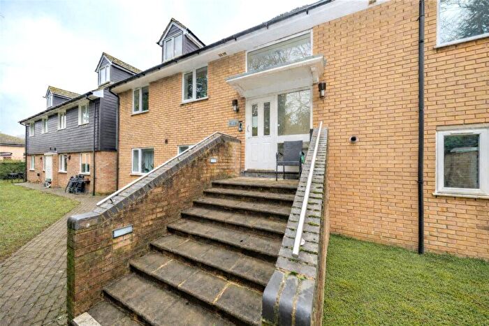 1 Bedroom Flat For Sale In Bicknor Road, Maidstone, ME15