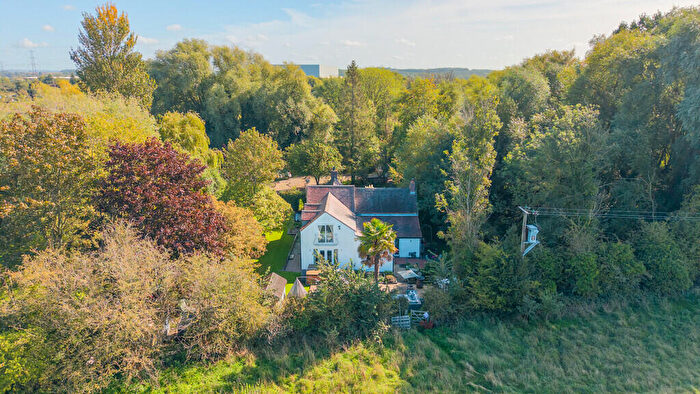 4 Bedroom House For Sale In Efflinch Lane, Barton-under-Needwood, DE13