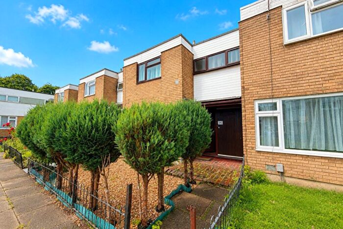3 Bedroom Terraced House For Sale In Caswell Close, Farnborough, Hampshire, GU14