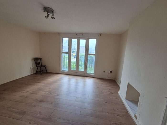 3 Bedroom Property To Rent In Ida Road, London, N15