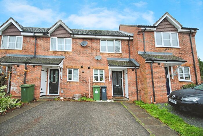 2 Bedroom Terraced House For Sale In Gisburne Way, Watford, WD24