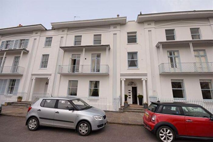2 Bedroom Flat To Rent In Pennsylvania Park, Exeter, EX4