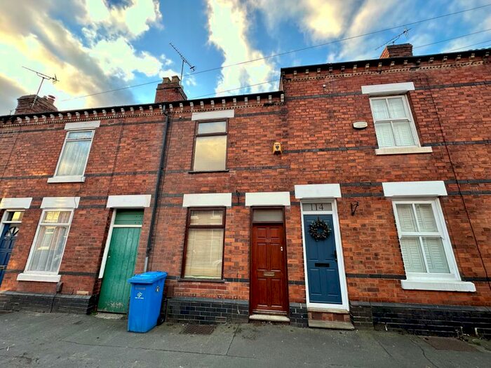 2 Bedroom Property To Rent In City Road, Chester Green, DE1