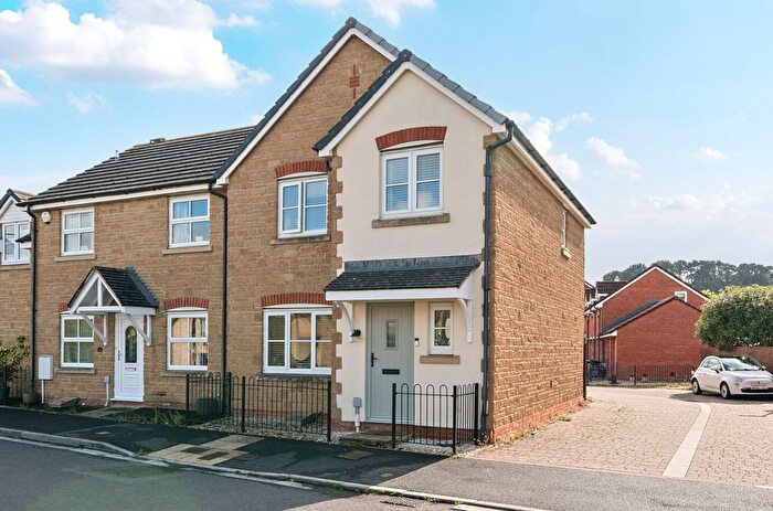 3 Bedroom End Of Terrace House For Sale In Adams Meadow, Ilminster, Somerset, TA19