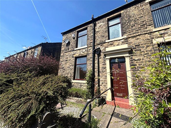 2 Bedroom End Of Terrace House To Rent In Huddersfield Road, Newhey, Rochdale, Greater Manchester, OL16