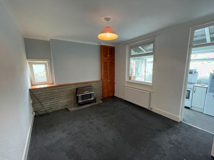 3 Bedroom End Of Terrace House To Rent In Evelyn Road, Skewen, Neath, SA10