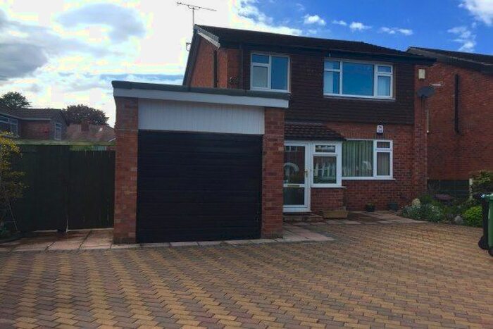 3 Bedroom Property To Rent In Timperley, Altrincham WA15
