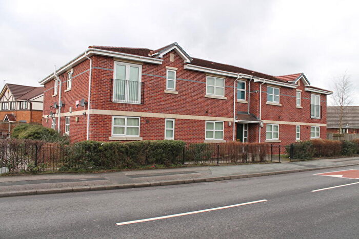 2 Bedroom Flat To Rent In Medlock Street, M43