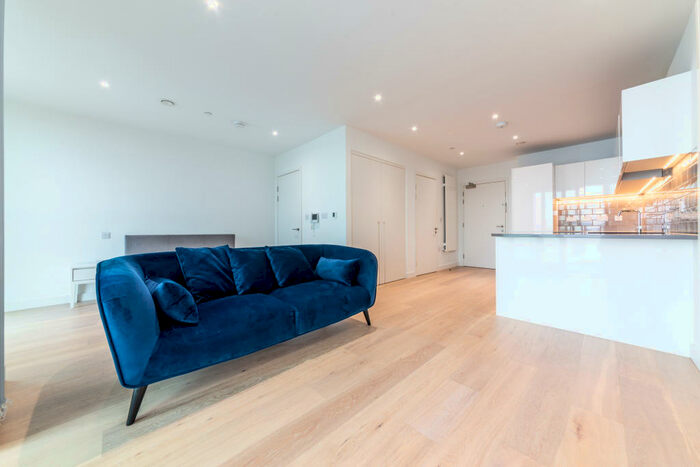 Apartment To Rent In Carrick House, Royal Crest Avenue, Royal Wharf, London, E16