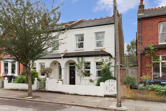 3 Bedroom Semi-Detached House To Rent In Eastbury Road, Kingston Upon Thames, KT2