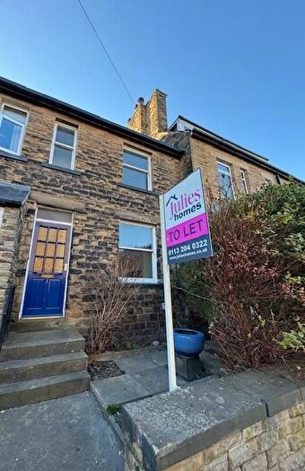 2 Bedroom Terraced House To Rent In Oakwood Terrace, Pudsey, LS28