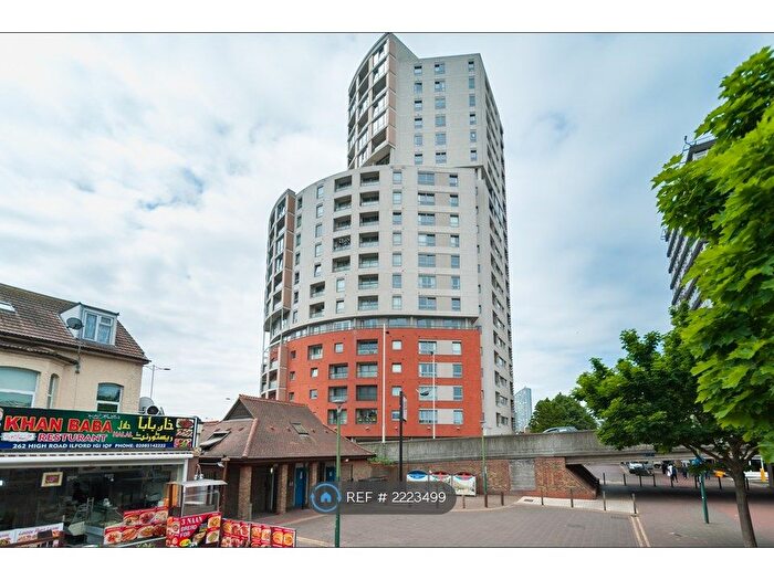 2 Bedroom Flat To Rent In High Road, Ilford, IG1