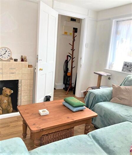 2 Bedroom Detached House To Rent In Bromley Road, Colchester, Essex, CO7