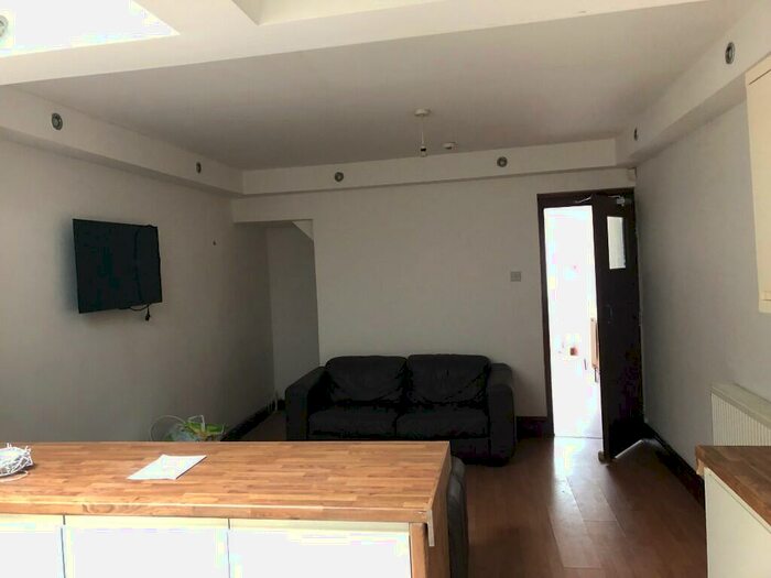 7 Bedroom Terraced House To Rent In Selly Hill Road, Birmingham, B29