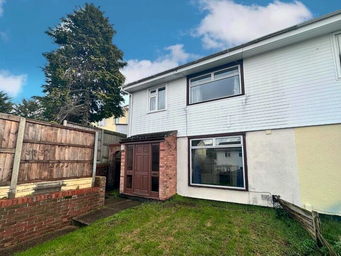 5 Bedroom Semi-Detached House To Rent In Langton Close, Norwich, NR5