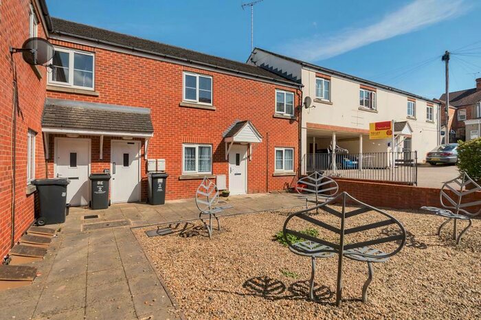 1 Bedroom Apartment To Rent In Whitney Street, Swindon Town Centre, SN1