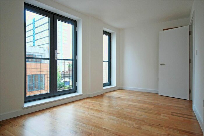 1 Bedroom Flat To Rent In Comber Grove, London, SE5