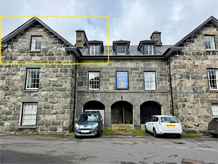 2 Bedroom Flat For Sale In Flat, Golden Lion, Lion Street, Dolgellau, LL40
