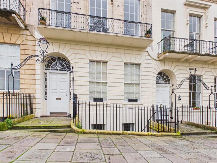 2 Bedroom Apartment To Rent In Cavendish Place, Bath, BA1