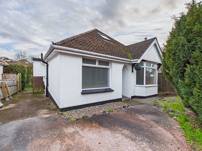 3 Bedroom Bungalow For Sale In Graham Road, Paignton, TQ3