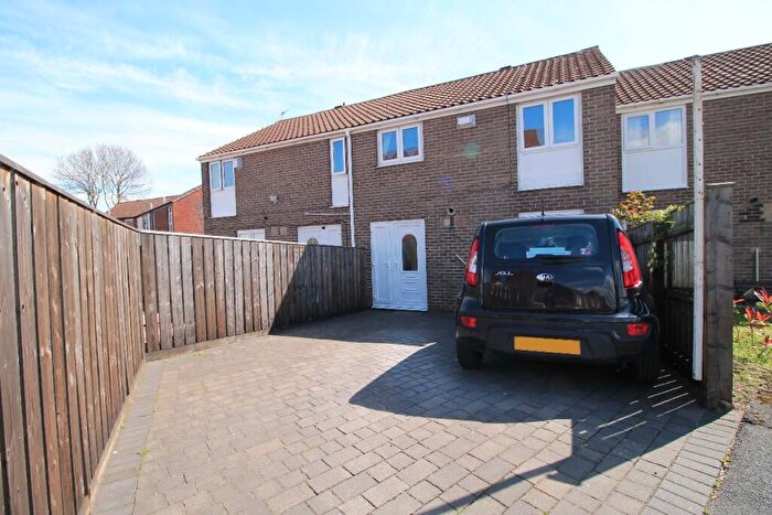 3 Bedroom Terraced House To Rent In Raby Road, Oxclose, Washington, Tyne And Wear, NE38