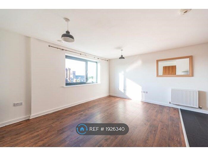 1 Bedroom Flat To Rent In Ealing, Ealing, W13